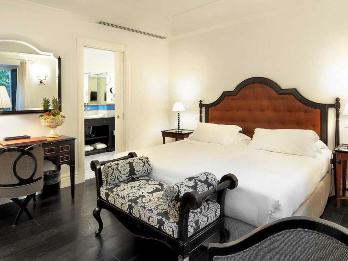 Villa Athena Resort Agrigento Ngoại thất bức ảnh A suite at the Mandarin Oriental, Bangkok