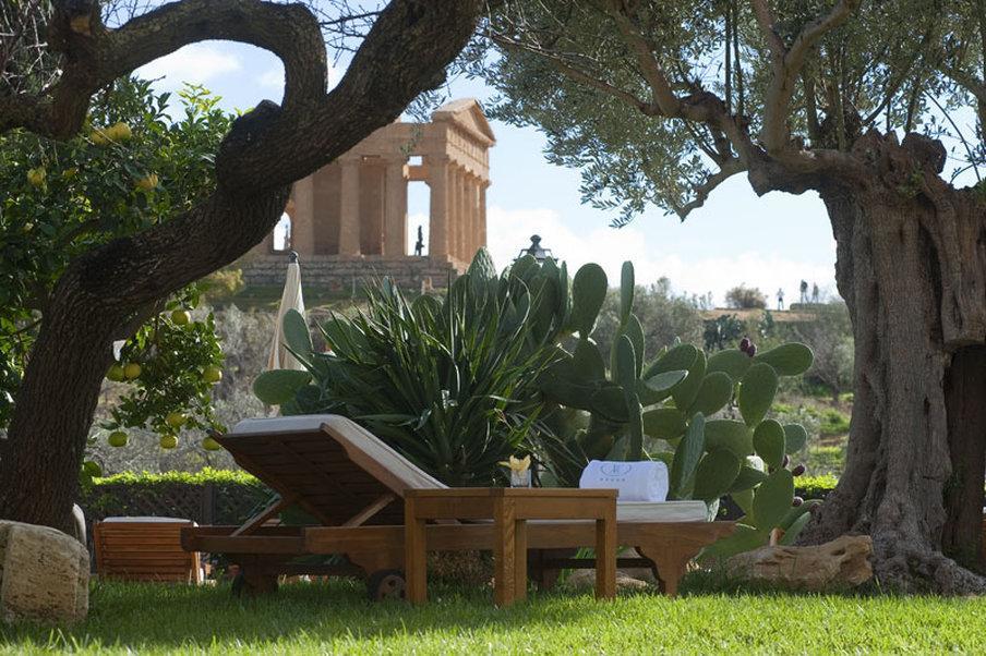 Villa Athena Resort Agrigento Ngoại thất bức ảnh The gardens of the Phoenician