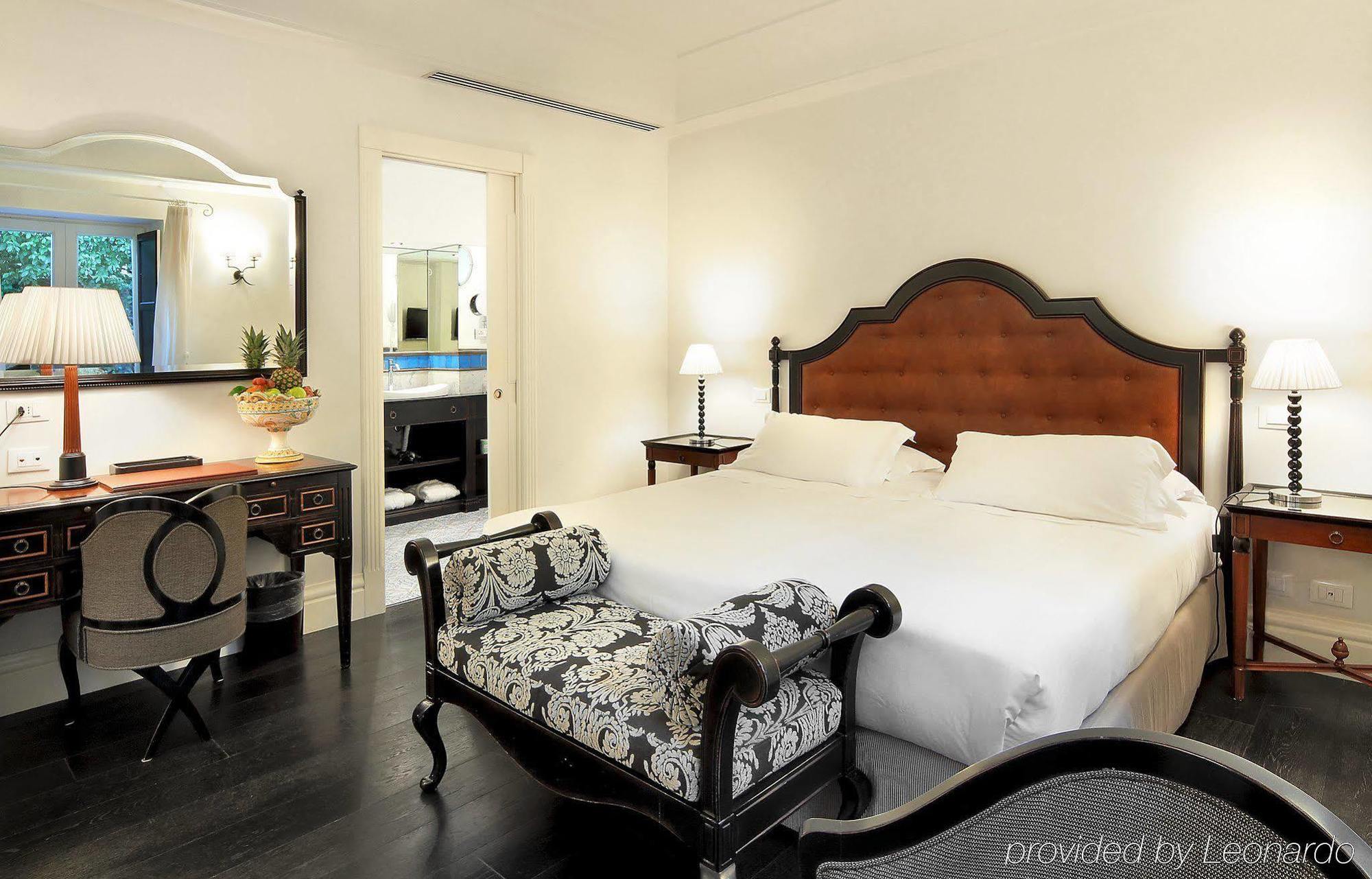 Villa Athena Resort Agrigento Ngoại thất bức ảnh A suite at the Mandarin Oriental, Bangkok